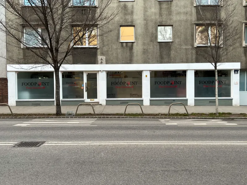Auf der Schmelz, Standort in der Johnstraße